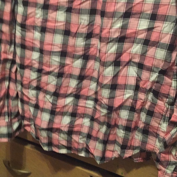 Plaid button up - Picture 5 of 6